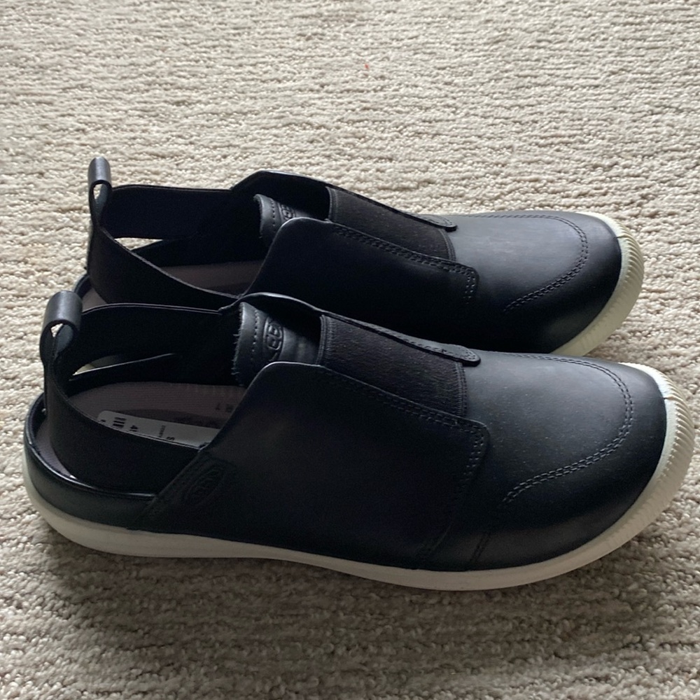 NWT KEEN Lorelai Leather Slip-On Sneaker Size 8